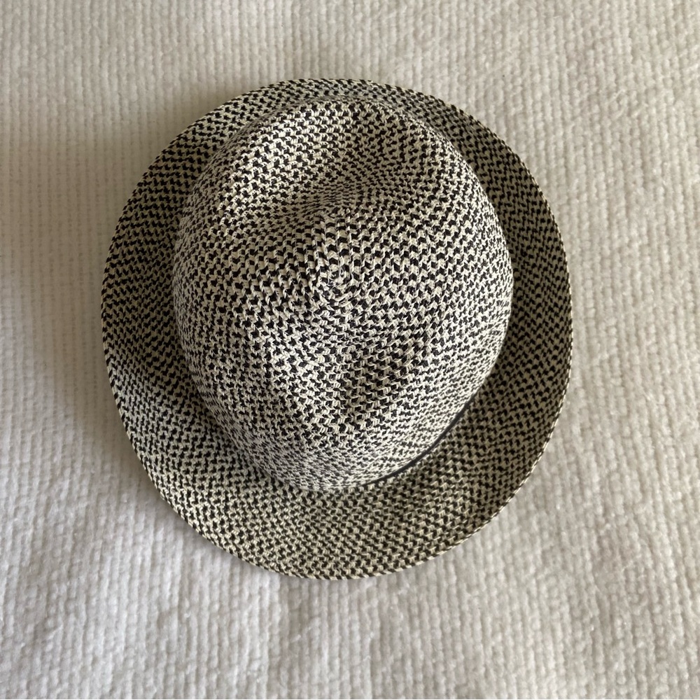 Women’s Black & White Straw Fedora Hat with Black Band - Picture 2 of 6